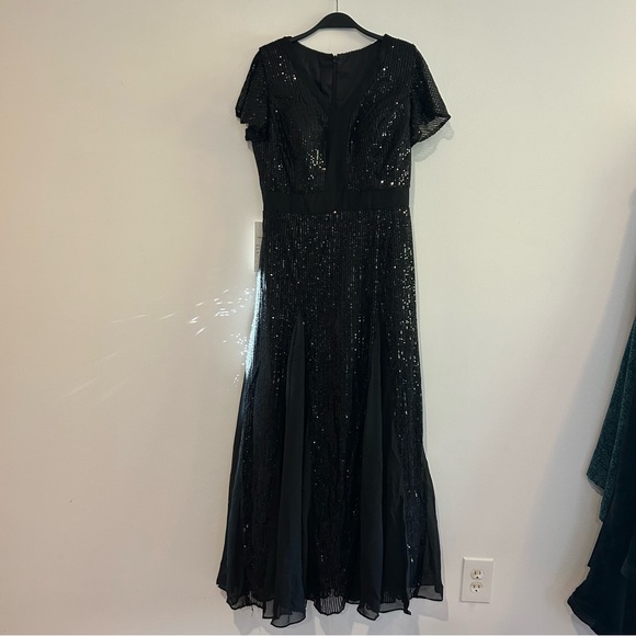 Faeriesty Dresses & Skirts - Glamorous Black Sequin Dress